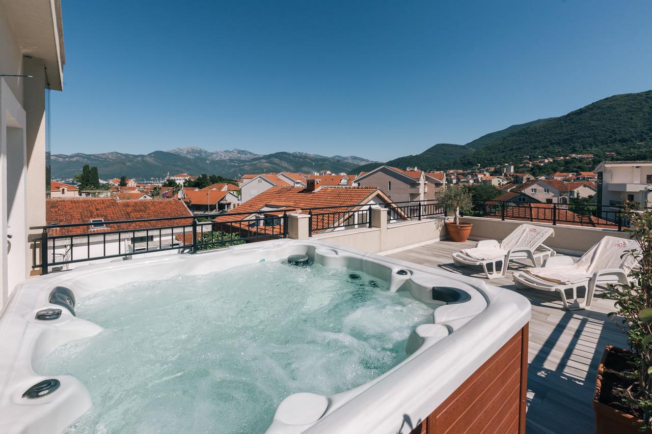 Villa Royal Apartments Tivat Exterior foto